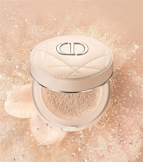 Dior Forever Cushion Powder .